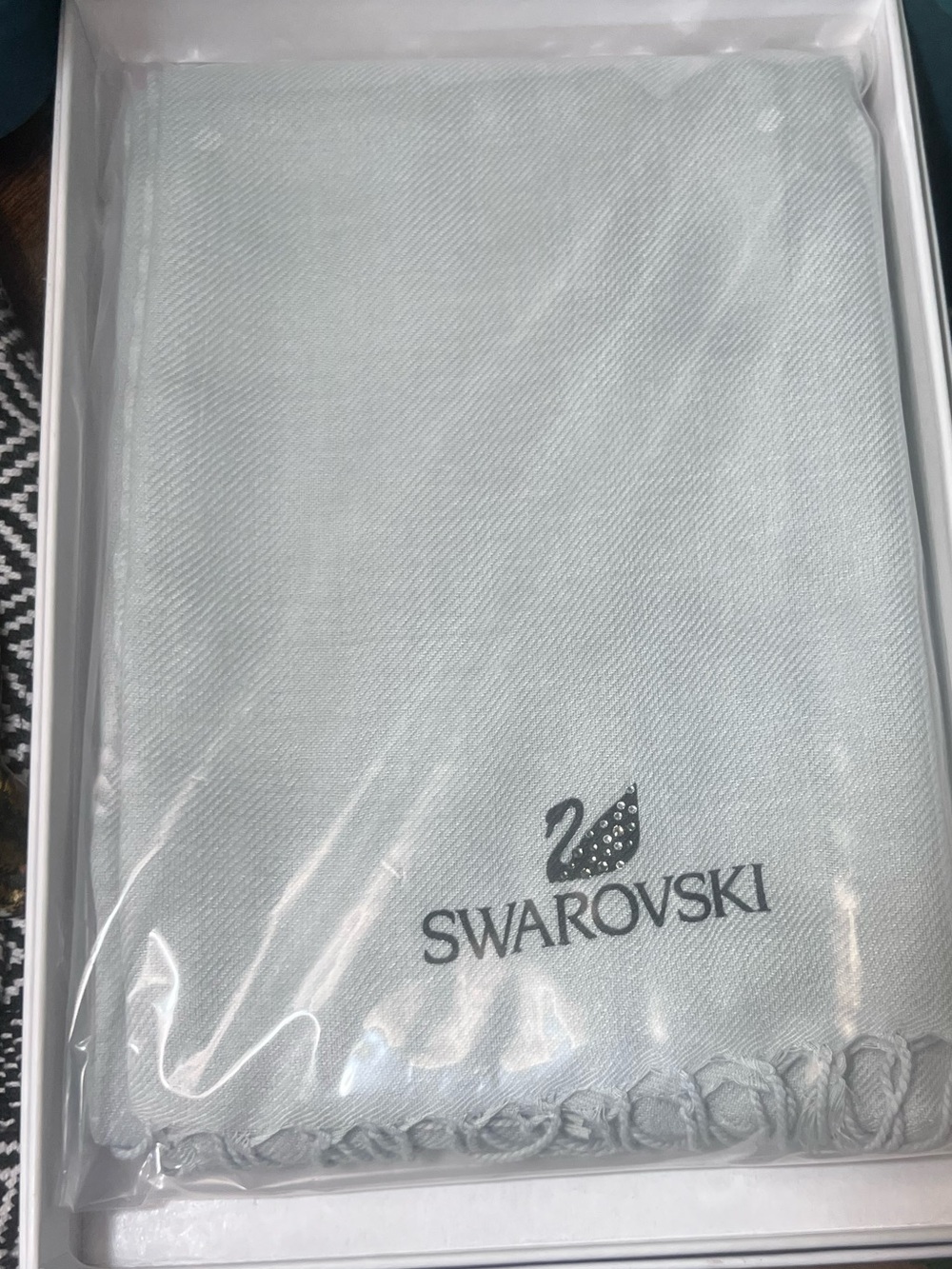 Swarovski Crystal Grey Scarf 5231605 New in Box Sealed NIB